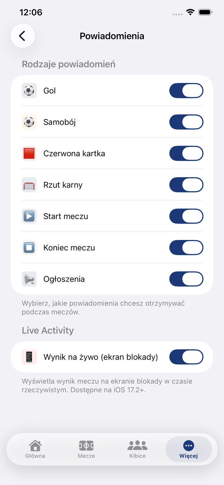 Ustawienia powiadomień w aplikacji: gol, samobój, czerwona kartka, rzut karny, start i koniec meczu, ogłoszenia oraz wynik na żywo na ekranie blokady